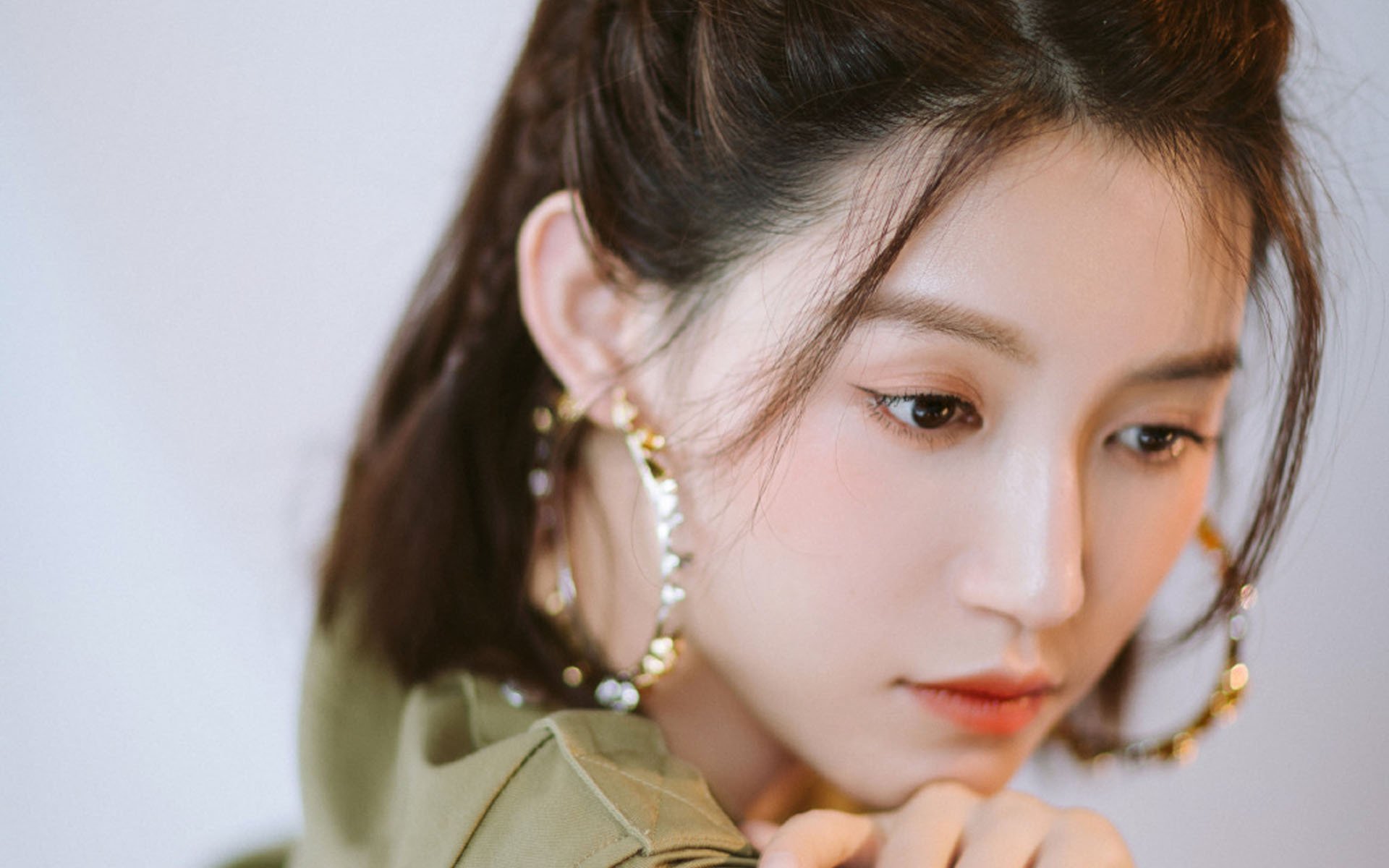 铁闸与利刃,雷恩的防守哲学与卡瓦哈尔的爆发—现代足球的两种胜利寓言